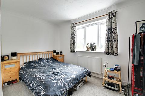 3 bedroom detached house for sale, Roebuck Close, Hertford SG13