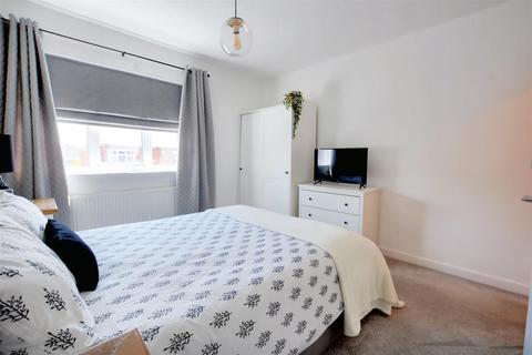 15 Doris Road, Ilkeston, DE7 5DP
