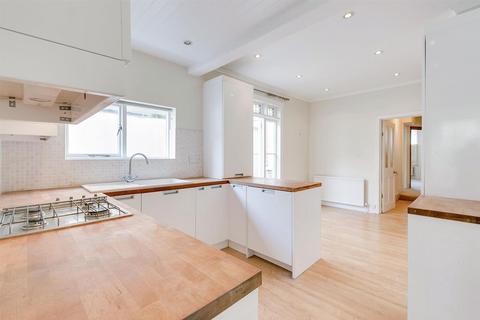 1 bedroom flat for sale, Bronsart Road, SW6