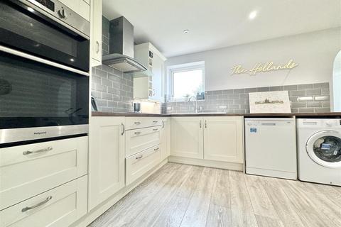 46 Prittlewell Close, Ipswich, IP2 9SP