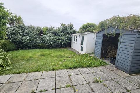 21 Liskey Hill, Perranporth, TR6 0ET