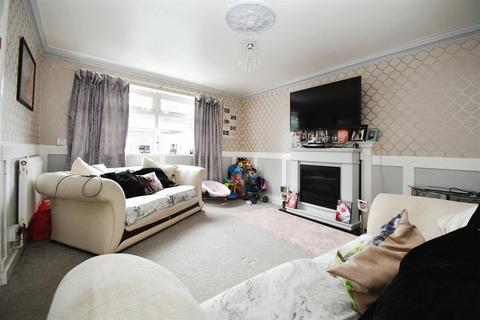 3 bedroom terraced house for sale, Haydock Garth, Bransholme, Hull