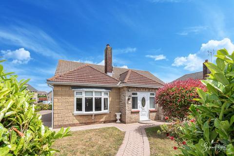 4 bedroom detached bungalow for sale, Chelsfield Avenue, Sandown