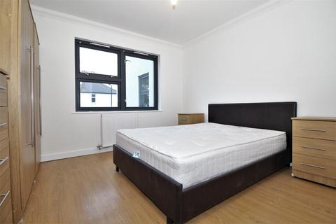 1 bedroom flat to rent, College Rd, London NW10