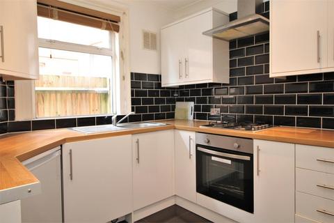 2 bedroom flat to rent, Roundwood Road, London NW10