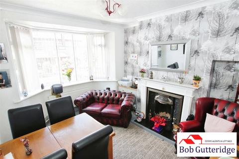 4 bedroom semi-detached house for sale, Sparch Avenue, May Bank, Newcastle
