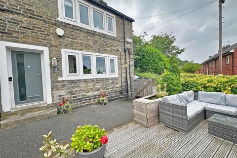 2 Lindwell, Greetland, Halifax, HX4 8HH