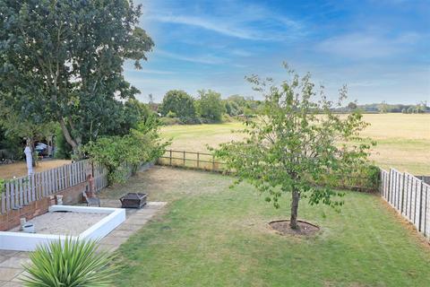 Wickobi Waltham Road, Terling, Chelmsford, CM3 2QR