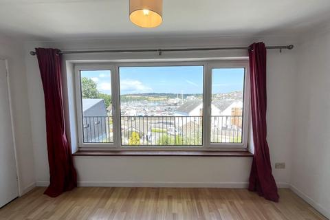 3 bedroom maisonette for sale, North Parade, Falmouth