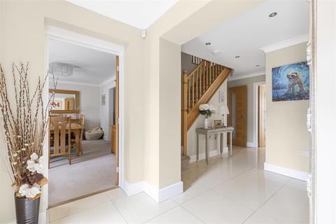 4 bedroom detached house for sale, Arborfield Drive, Newmarket CB8