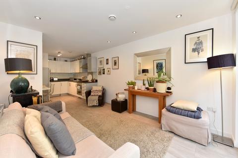 1 bedroom flat to rent, Gatliff Road, Pimlico, SW1W