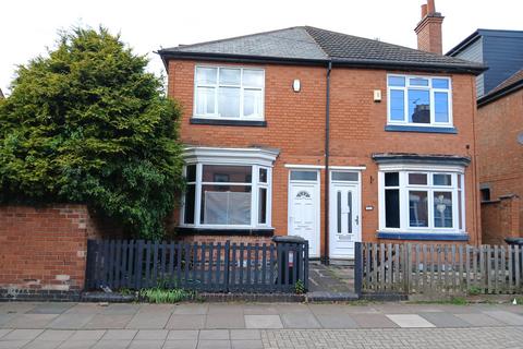 3 bedroom semi-detached house for sale, Queens Road, Clarendon Park, Leicester, LE2