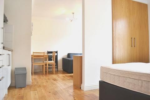 1 bedroom apartment to rent, Cheniston Gardens, London W8