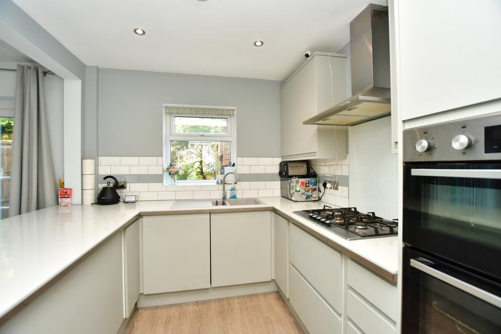 Ingle road kitchen