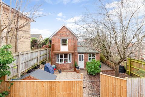 3 bedroom detached house to rent, CRESCENT ROAD, OXFORD, OX4