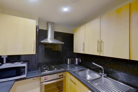 3 bedroom property to rent, Caledonian Place, Edinburgh, EH11