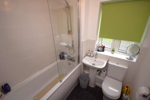 7 Ballast Close, Rugby, CV21 4PB