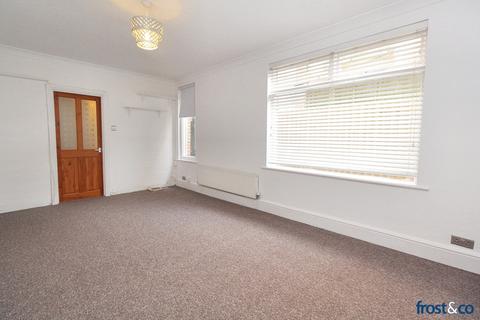 3 bedroom end of terrace house to rent, Richmond Road, Lower Parkstone