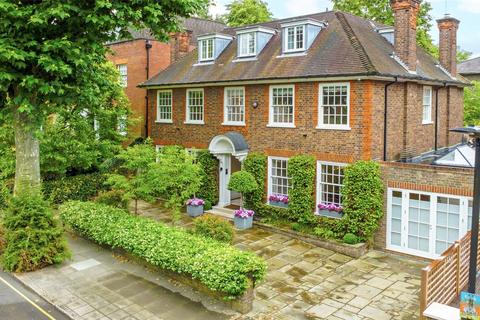 Springfield Road, St Johns Wood, London, NW8