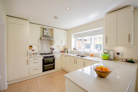 6 Eddisbury Drive, Hartford, Northwich, CW8 2FS