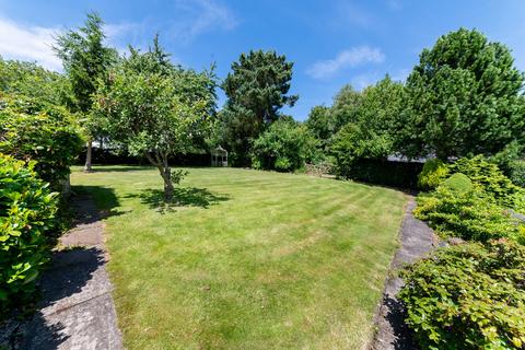 2 bedroom detached bungalow for sale, Warren Lane, Staincross, S75