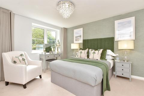 1 bedroom flat for sale, Victoria Road, Cranleigh, Surrey