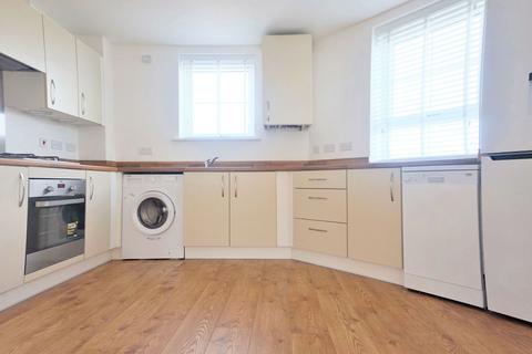 2 bedroom ground floor flat to rent, Oakland Walk, Falmouth TR11