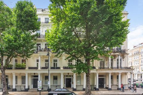 2 bedroom flat for sale, Queen's Gate, South Kensington SW7