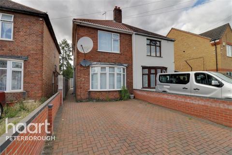 3 bedroom semi-detached house to rent, Crown Street