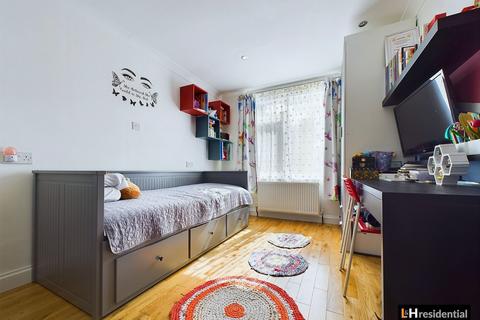 1 bedroom flat for sale, Catterick Way, Borehamwood WD6
