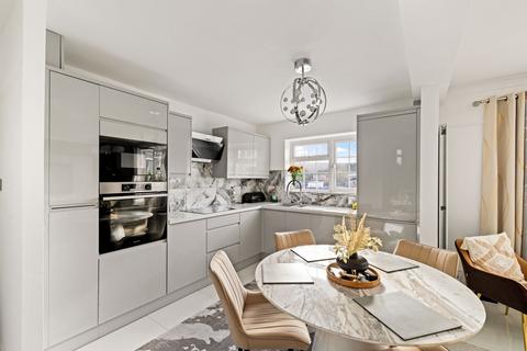undefined, Queens Avenue, Elms Vale, Dover, CT17
