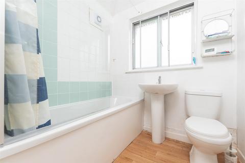395 Abbey Road, Belvedere, DA17 5DH
