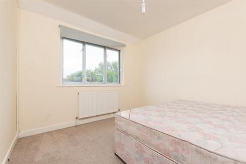 395 Abbey Road, Belvedere, DA17 5DH