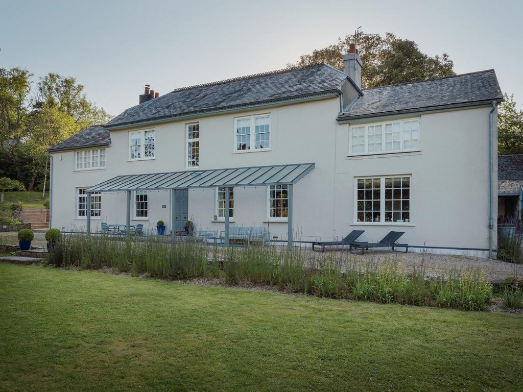 Fursdon House