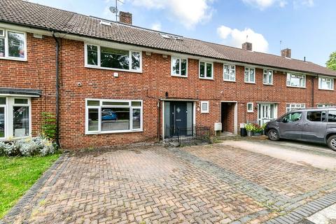 5 bedroom terraced house for sale, Buckmans Road, CRAWLEY, West Sussex, RH11