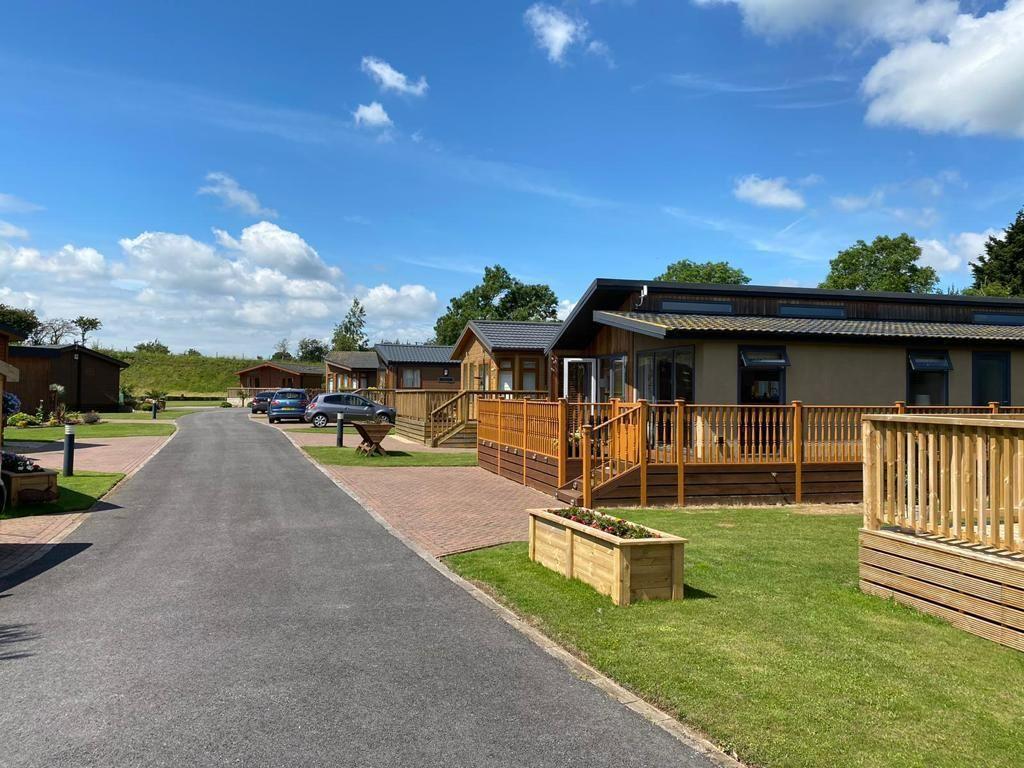 North Yorkshire 2 bed lodge for sale - £99,995