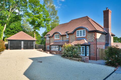 4 bedroom detached house for sale, Harborough Hill, West Chilitngton, Pulborough, RH20