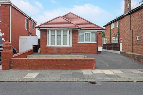 2 bedroom bungalow for sale, Warbreck Drive,  Blackpool, FY2