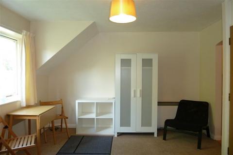 1 bedroom apartment to rent, Nelson Court, Nelson Street, Buckingham, Buckinghamshire, MK18