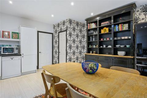 57 Middleton Road, London, E8 4EE
