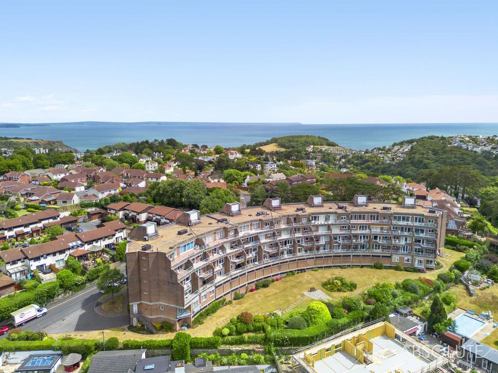 Higher Road, Torquay, TQ1 2 bed apartment for sale £265,000