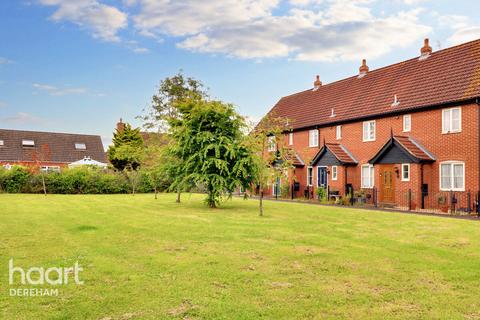 3 bedroom detached house for sale, Honeysuckle Drive, Dereham