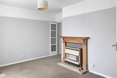 17 Blackthorn Road, Reigate, RH2 7ND