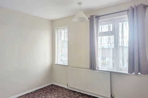 17 Blackthorn Road, Reigate, RH2 7ND