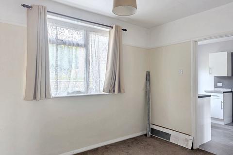 17 Blackthorn Road, Reigate, RH2 7ND
