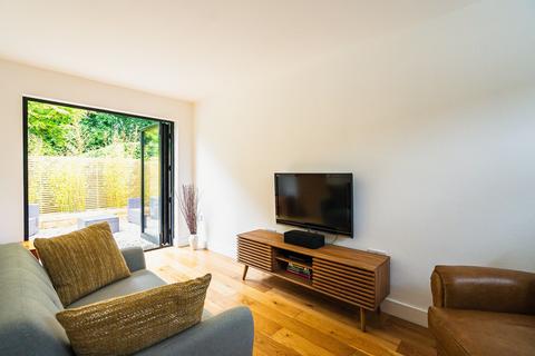 4 Land Park, Chulmleigh, EX18 7BH