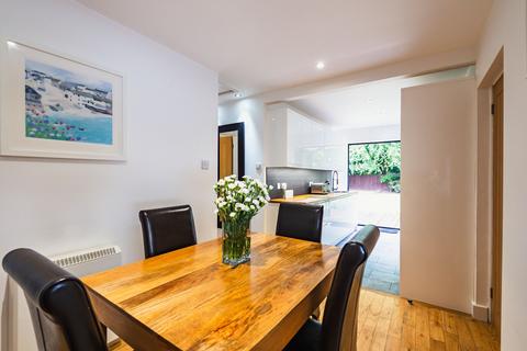 4 Land Park, Chulmleigh, EX18 7BH