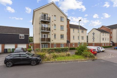 2 bedroom flat for sale, White's Way, Hedge End SO30