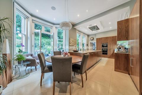 21 Lower Camden, Chislehurst, BR7 5HY