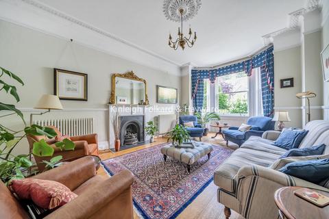 21 Lower Camden, Chislehurst, BR7 5HY